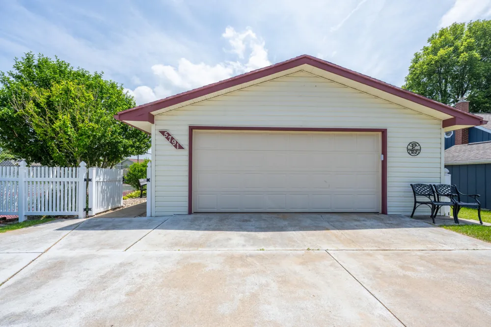 5791 Beech Street Coloma, MI 49038