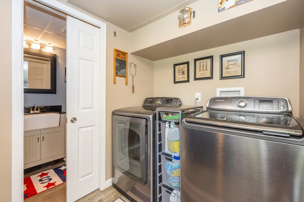 5791 Beech Street Coloma, MI 49038