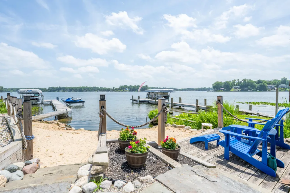 5791 Beech Street Coloma, MI 49038