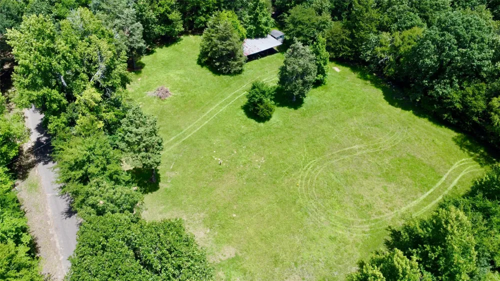 CR 44400 Powderly, TX 75473