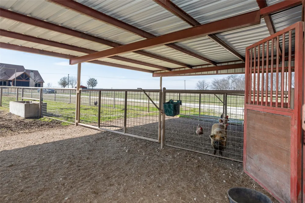 510 County Road 247 Valley View, TX 76272