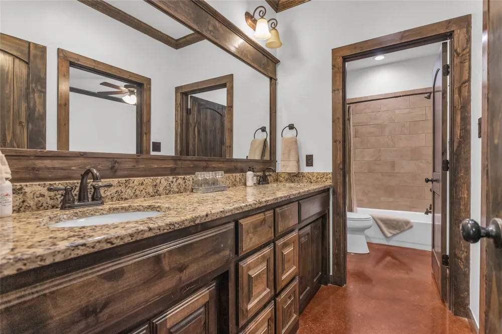 510 County Road 247 Valley View, TX 76272
