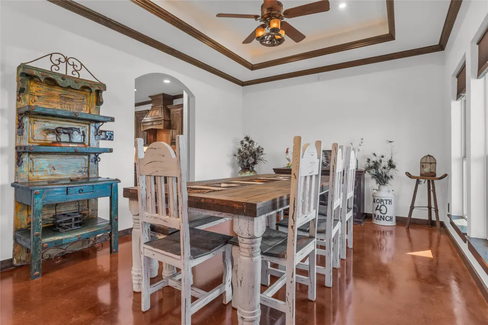 510 County Road 247 Valley View, TX 76272