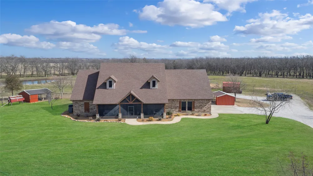 510 County Road 247 Valley View, TX 76272