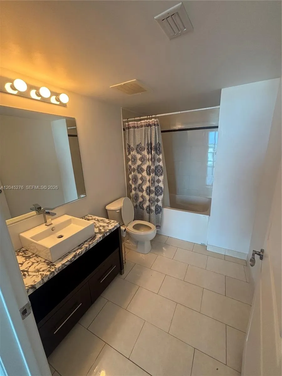 480 NE 30th St #1004 Miami, FL 33137