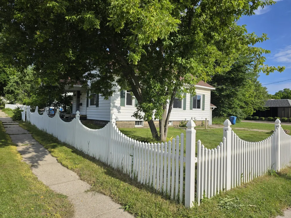 328 4th Street Manistee City, MI 49660