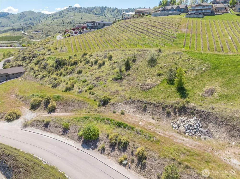 306 Clos Chevalle Road Chelan, WA 98816