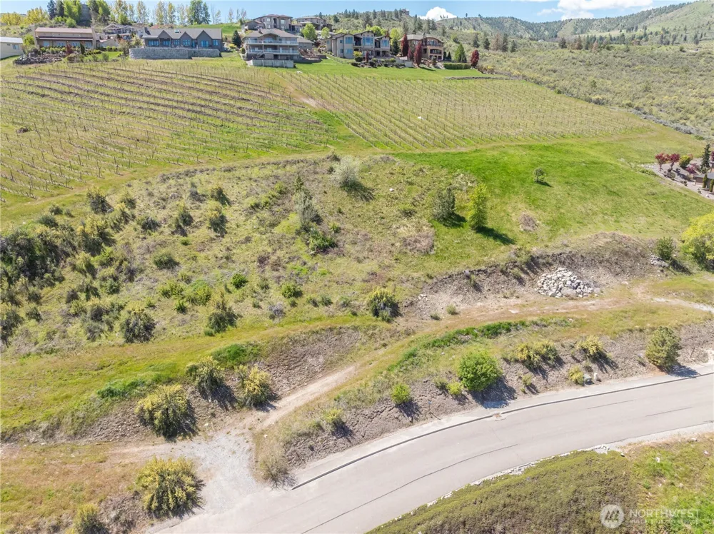 306 Clos Chevalle Road Chelan, WA 98816