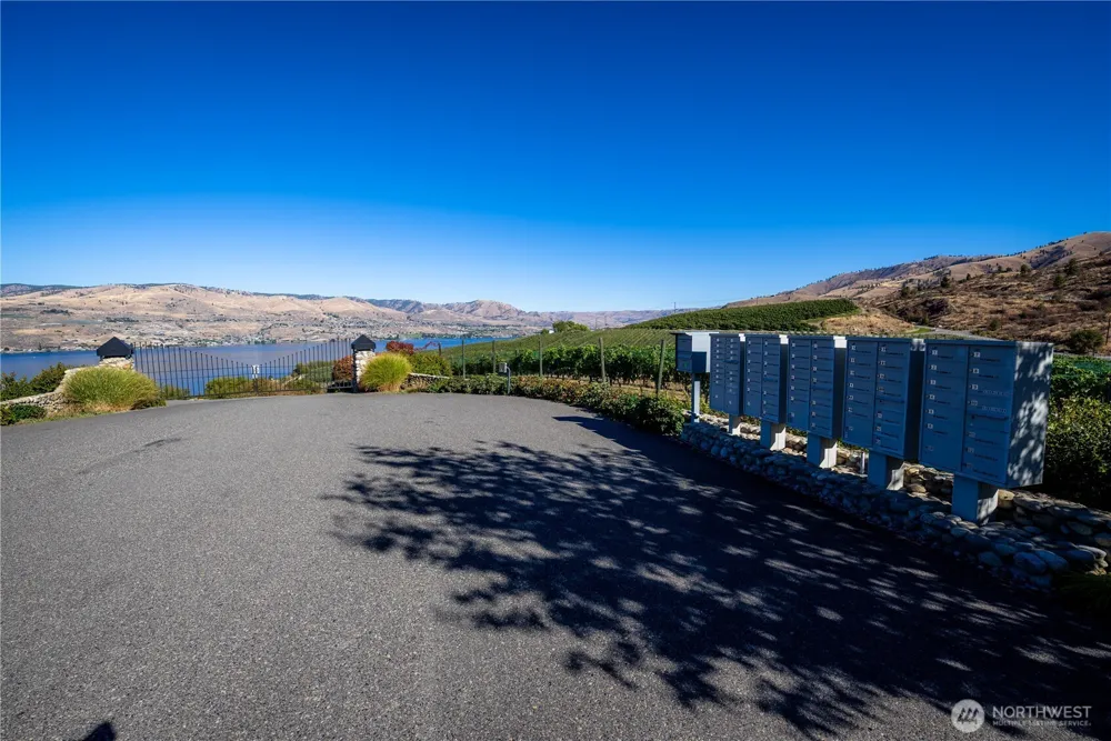 306 Clos Chevalle Road Chelan, WA 98816