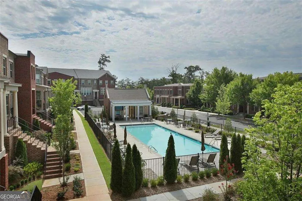 4666 Magnolia CMNS Dunwoody, GA 30338