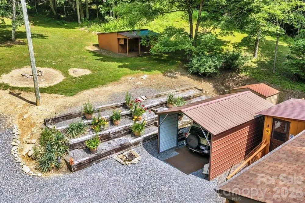 488 Wards Branch Road Sugar Grove, NC 28679
