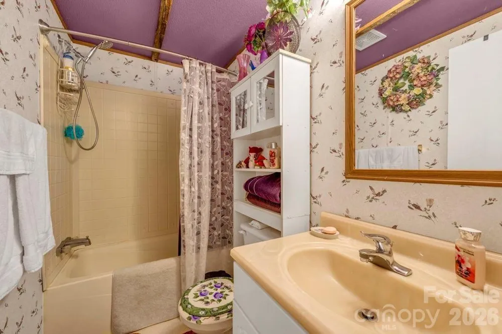 488 Wards Branch Road Sugar Grove, NC 28679