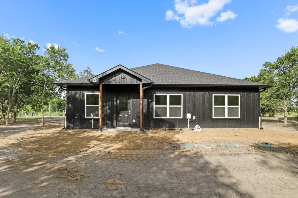 153 County Road 3020 Purdon, TX 76679