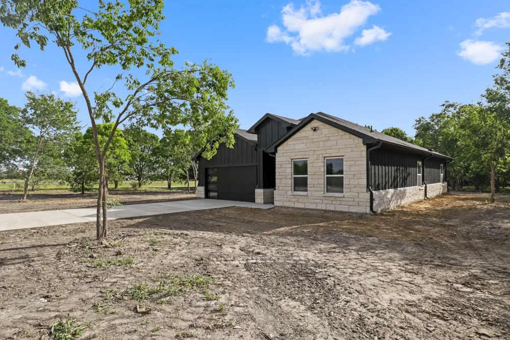 153 County Road 3020 Purdon, TX 76679