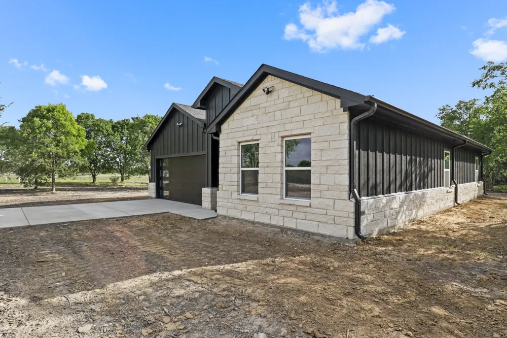 153 County Road 3020 Purdon, TX 76679