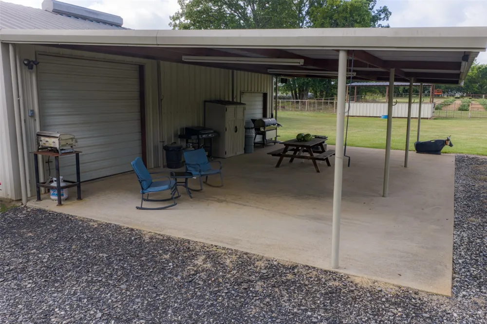 10457 State Highway 110 Van, TX 75790