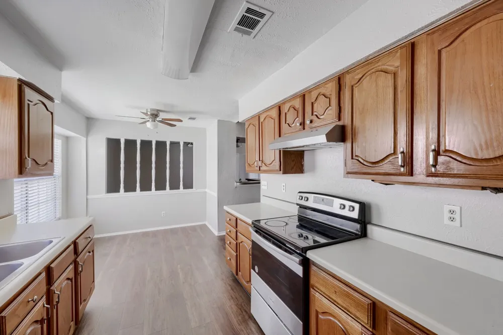 1005 Whitewater Trail DeSoto, TX 75115