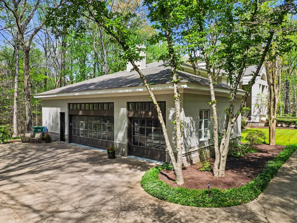9 Windwood Dr Jackson, TN 38305