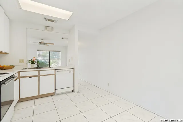 9307 Mountain Field San Antonio, TX 78240