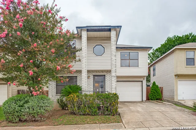 9307 Mountain Field San Antonio, TX 78240