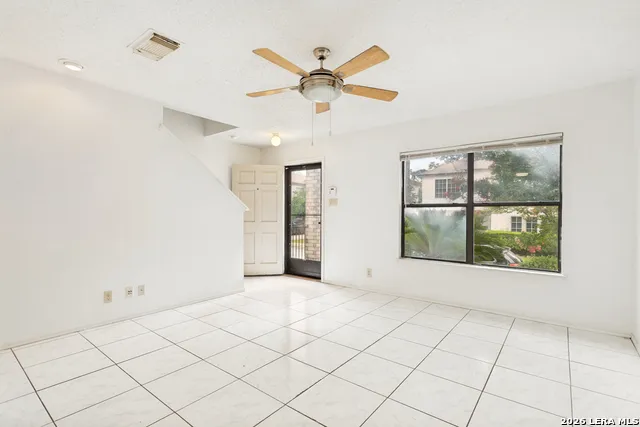 9307 Mountain Field San Antonio, TX 78240