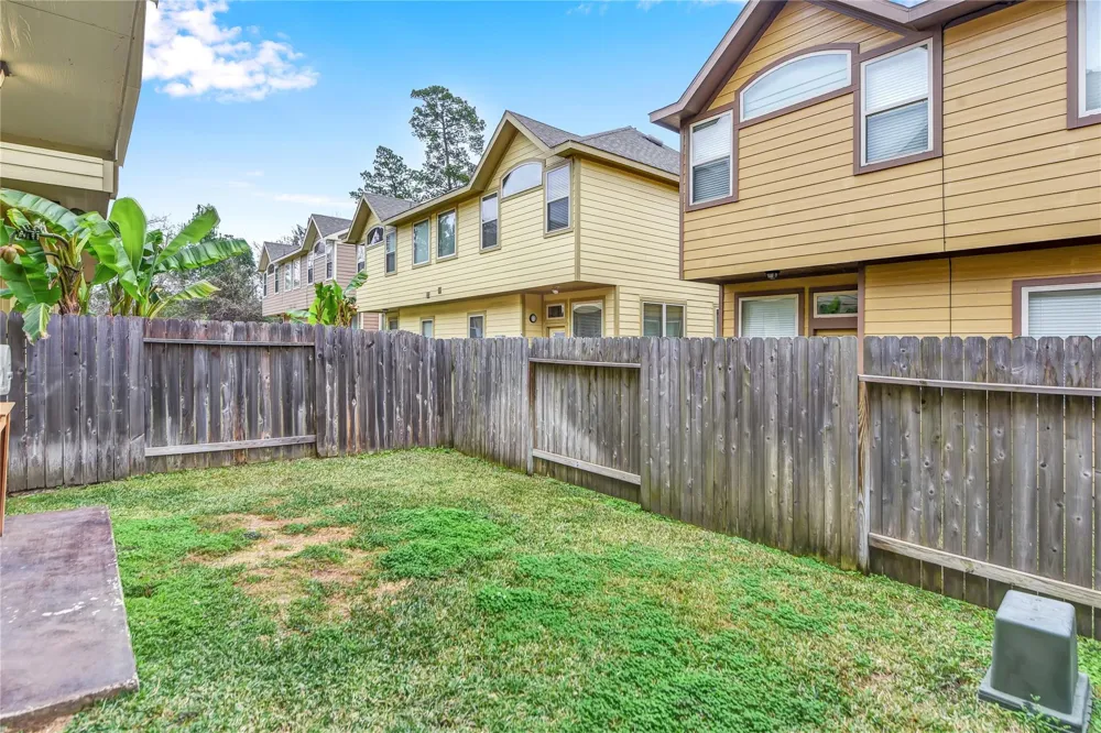 21 Cheswood Manor Drive The Woodlands, TX 77382