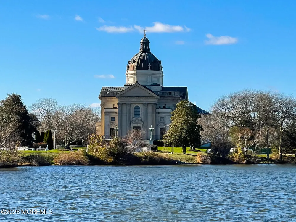 2007 Ocean Avenue Spring Lake, NJ 07762