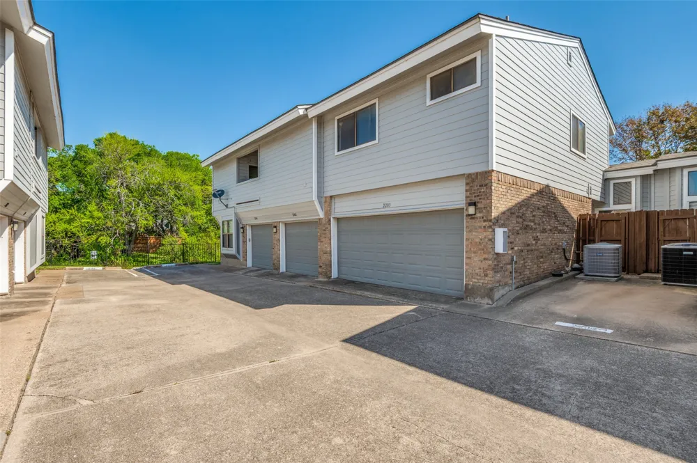 17490 Meandering Way #2203 Dallas, TX 75252
