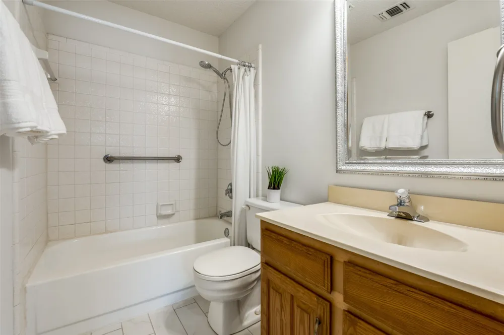 17490 Meandering Way #2203 Dallas, TX 75252
