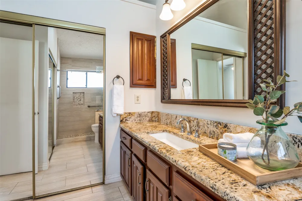 17490 Meandering Way #2203 Dallas, TX 75252