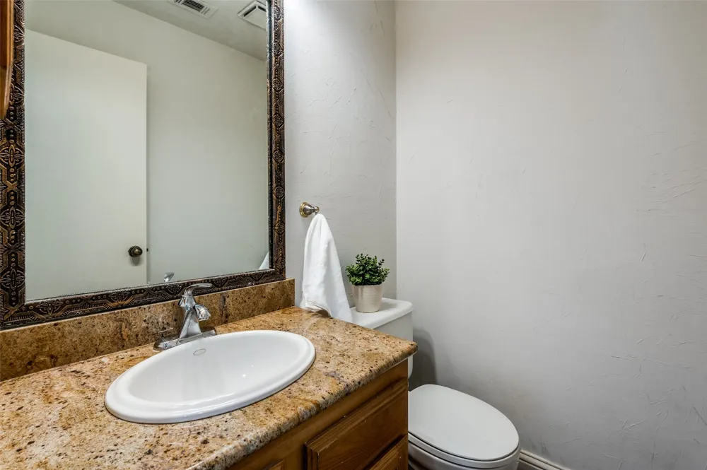 17490 Meandering Way #2203 Dallas, TX 75252
