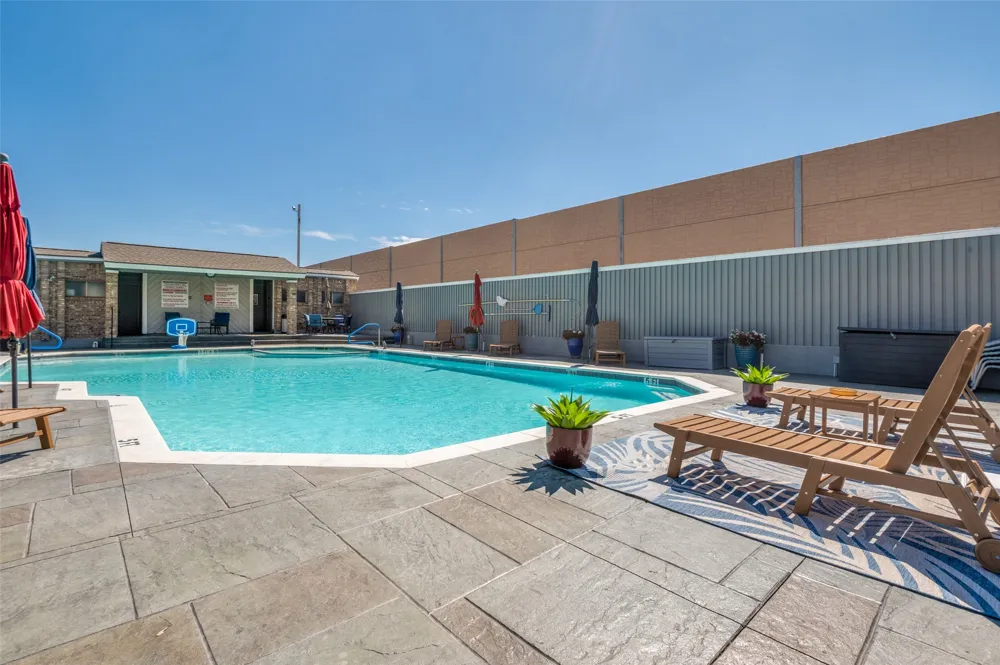 17490 Meandering Way #2203 Dallas, TX 75252