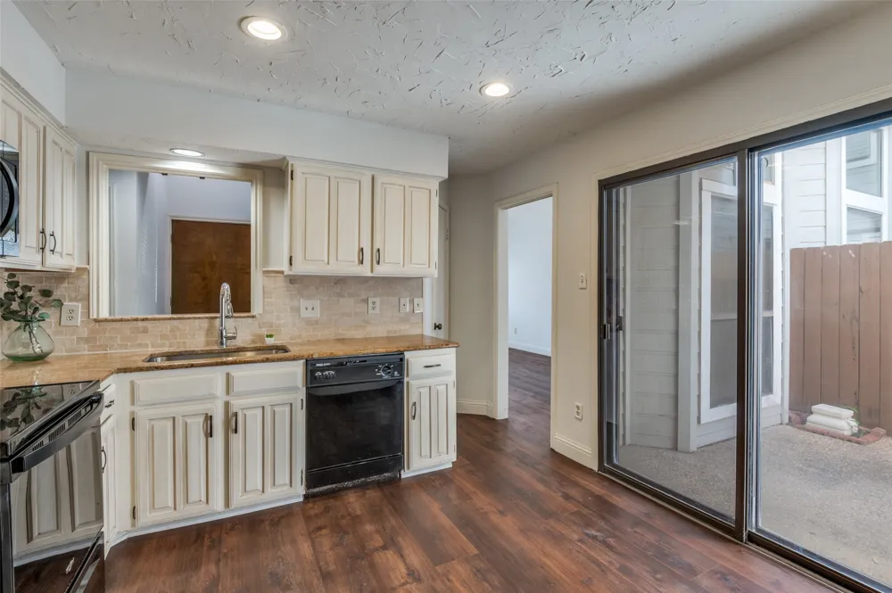 17490 Meandering Way #2203 Dallas, TX 75252
