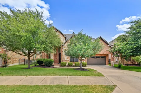 4303 Woodledge Place
