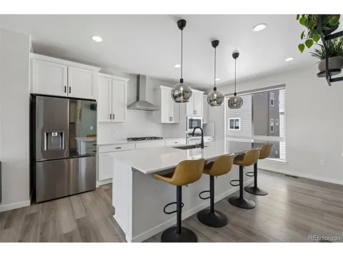 5195 Queen Court