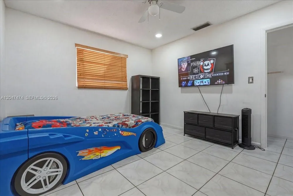 7850 W 16th Ave Hialeah, FL 33014