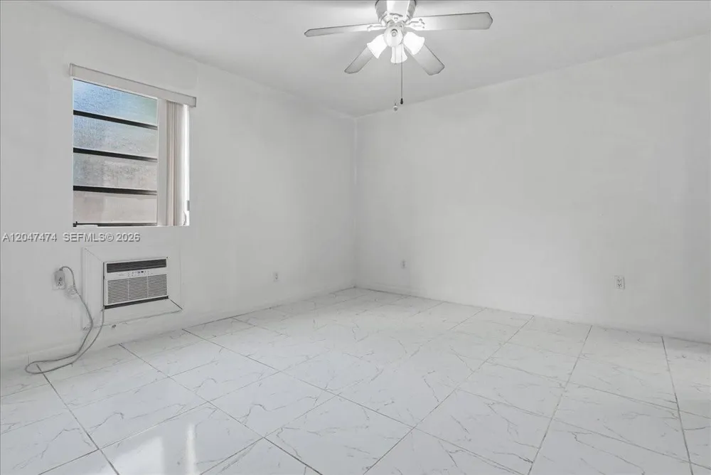 7850 W 16th Ave Hialeah, FL 33014