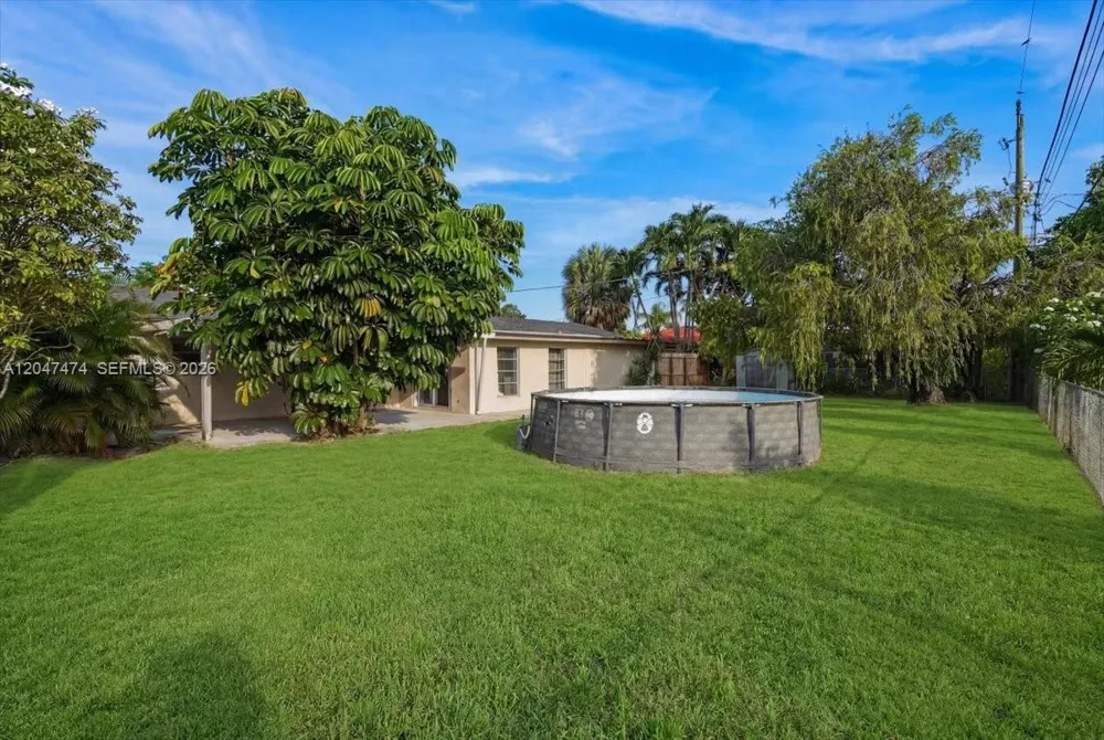 7850 W 16th Ave Hialeah, FL 33014