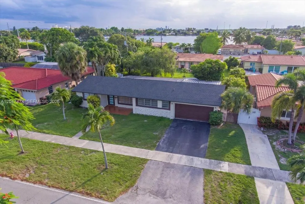 7850 W 16th Ave Hialeah, FL 33014