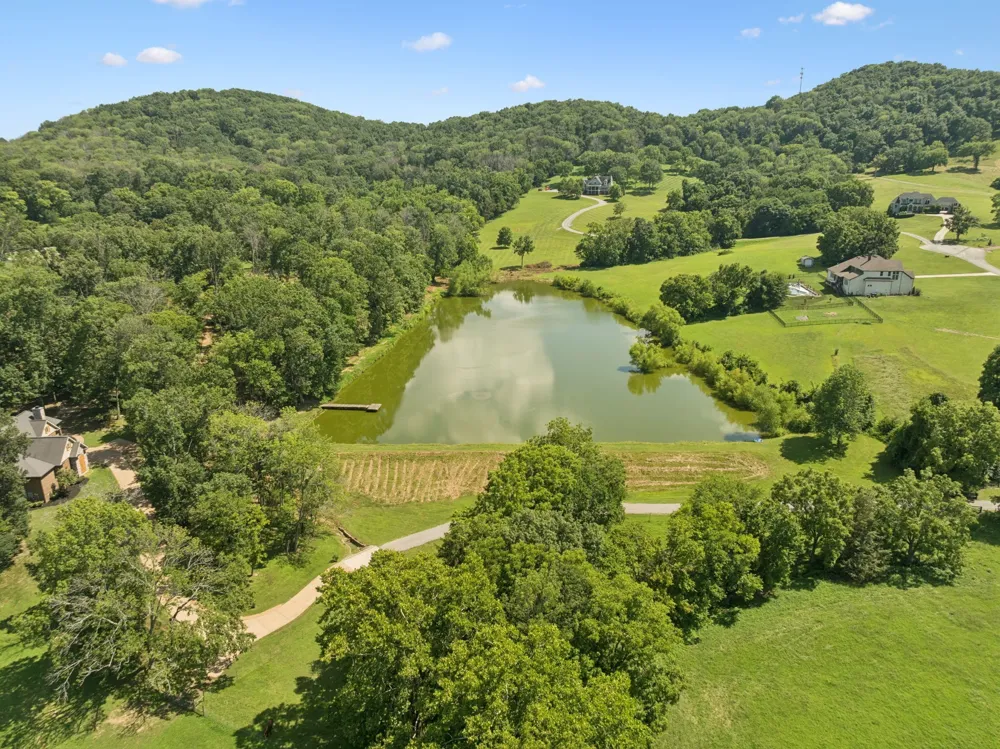 1411 Bell Meadow Ct Nolensville, TN 37135