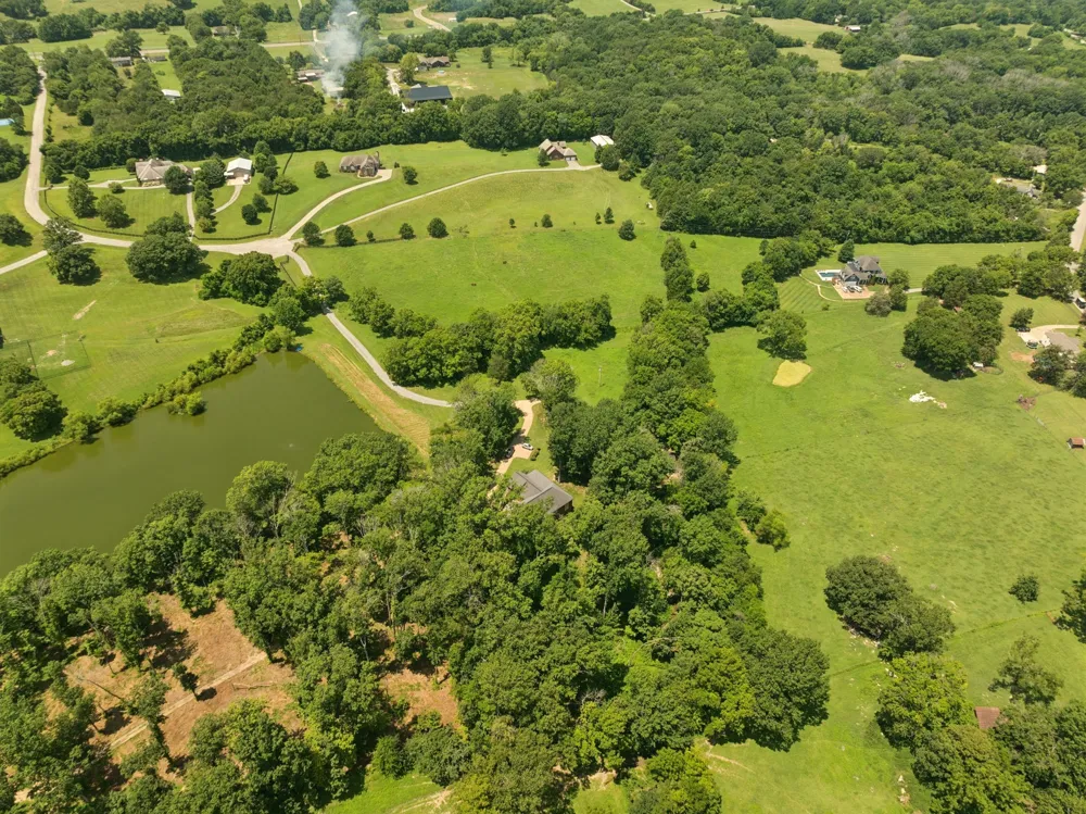 1411 Bell Meadow Ct Nolensville, TN 37135