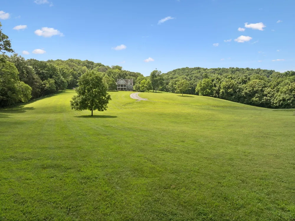 1411 Bell Meadow Ct Nolensville, TN 37135