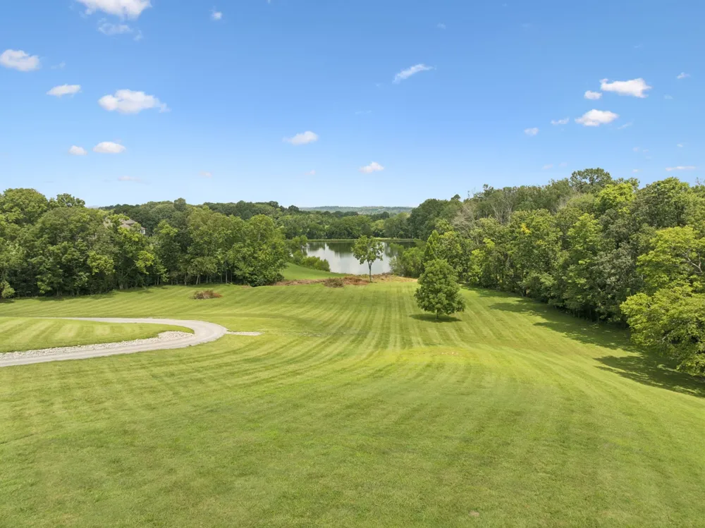 1411 Bell Meadow Ct Nolensville, TN 37135