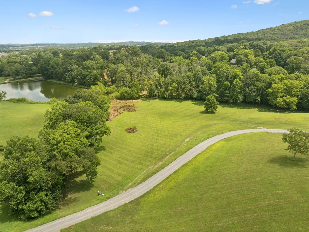 1411 Bell Meadow Ct Nolensville, TN 37135
