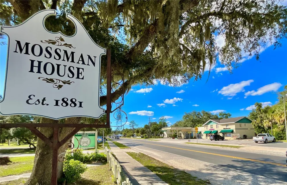 125 SILVER DOLLAR POND ROAD Hawthorne, FL 32640