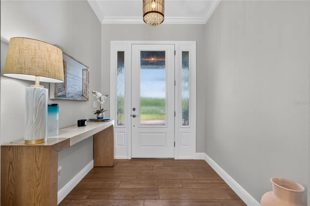 8276 LARKSPUR CIRCLE Sarasota, FL 34241
