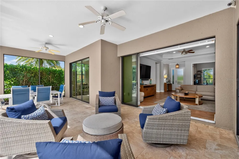 8276 LARKSPUR CIRCLE Sarasota, FL 34241