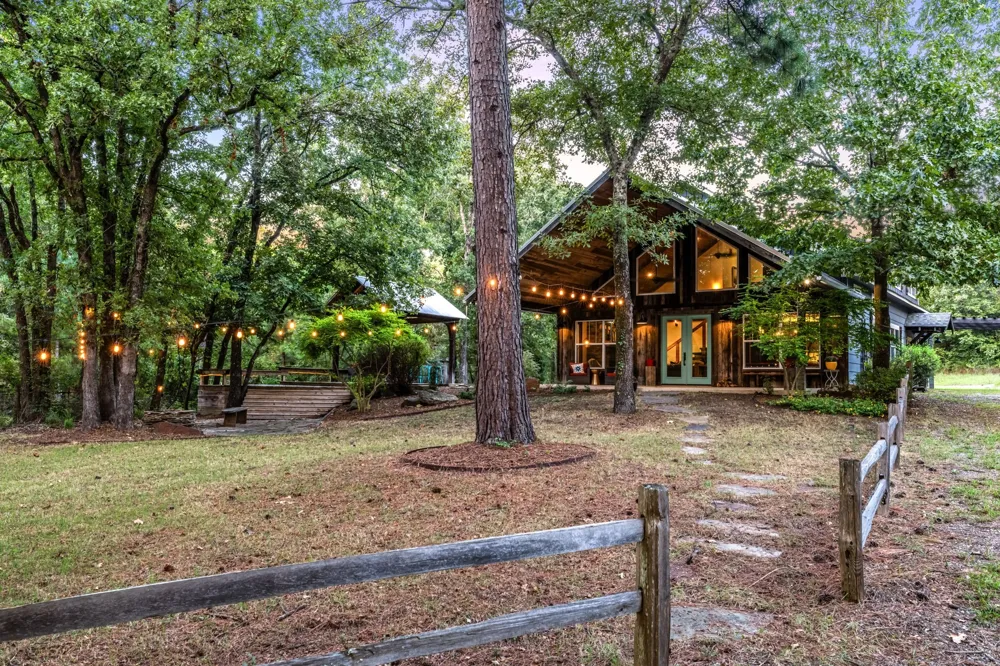 18480 County Road 446 Lindale, TX 75771