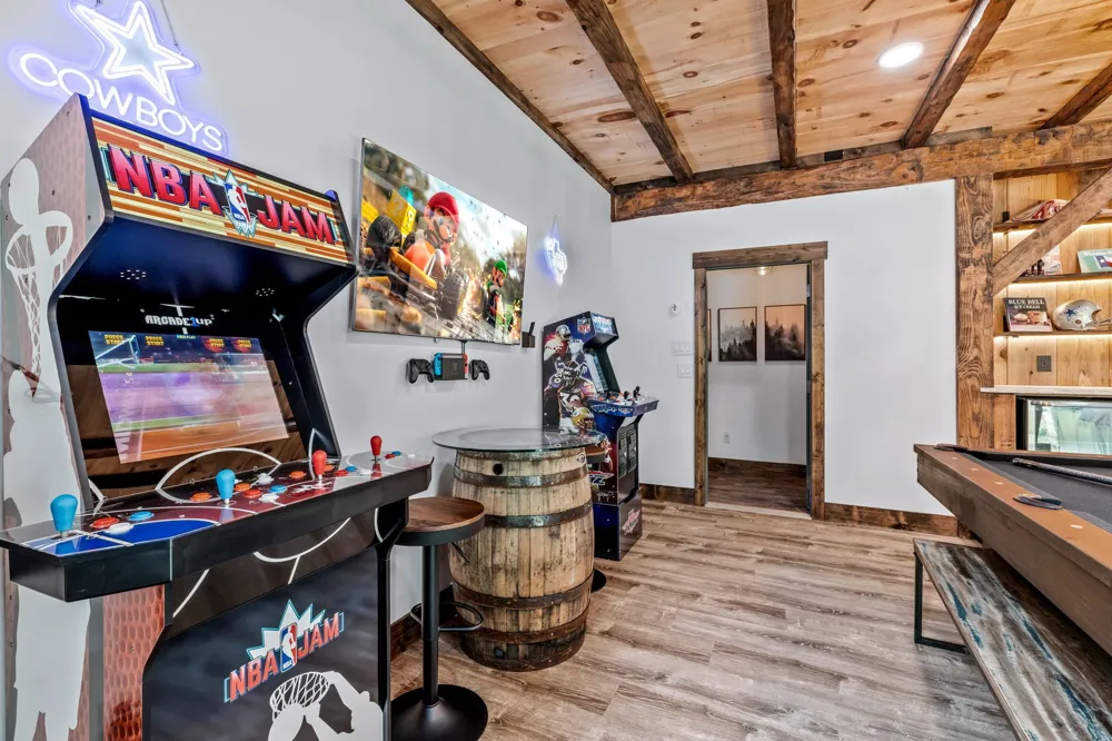 18480 County Road 446 Lindale, TX 75771