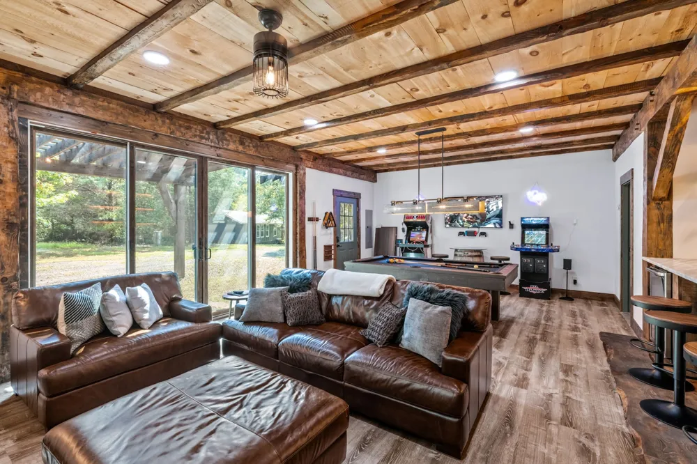 18480 County Road 446 Lindale, TX 75771